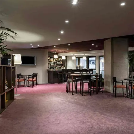 Mercure Cathedrale Hotel 4*