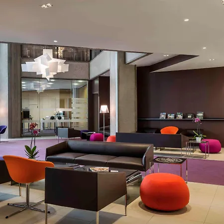 Mercure Cathedrale Hotel 4*