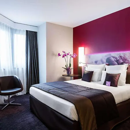 Hotel Mercure Centre Cathedrale 4*