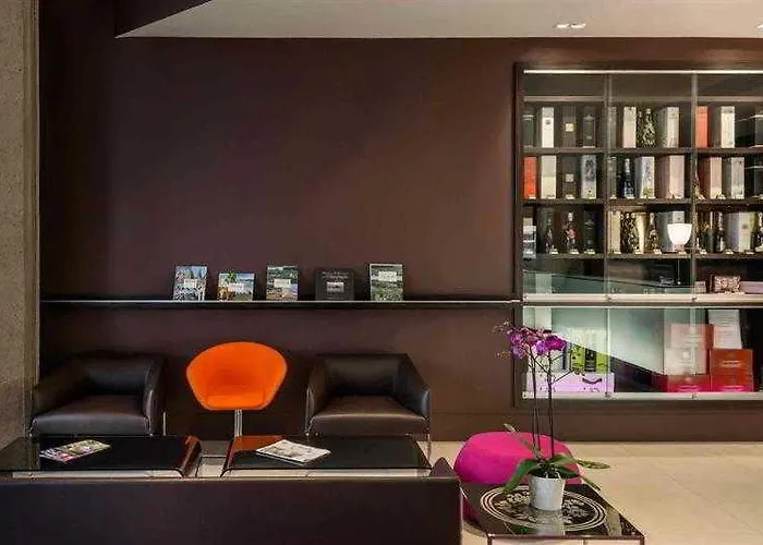 Mercure Cathedrale Hotel 4*